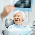 patient visiting dentist for checkup 